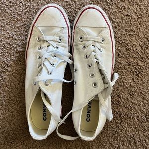 Size 9.5 womens white low top converse
